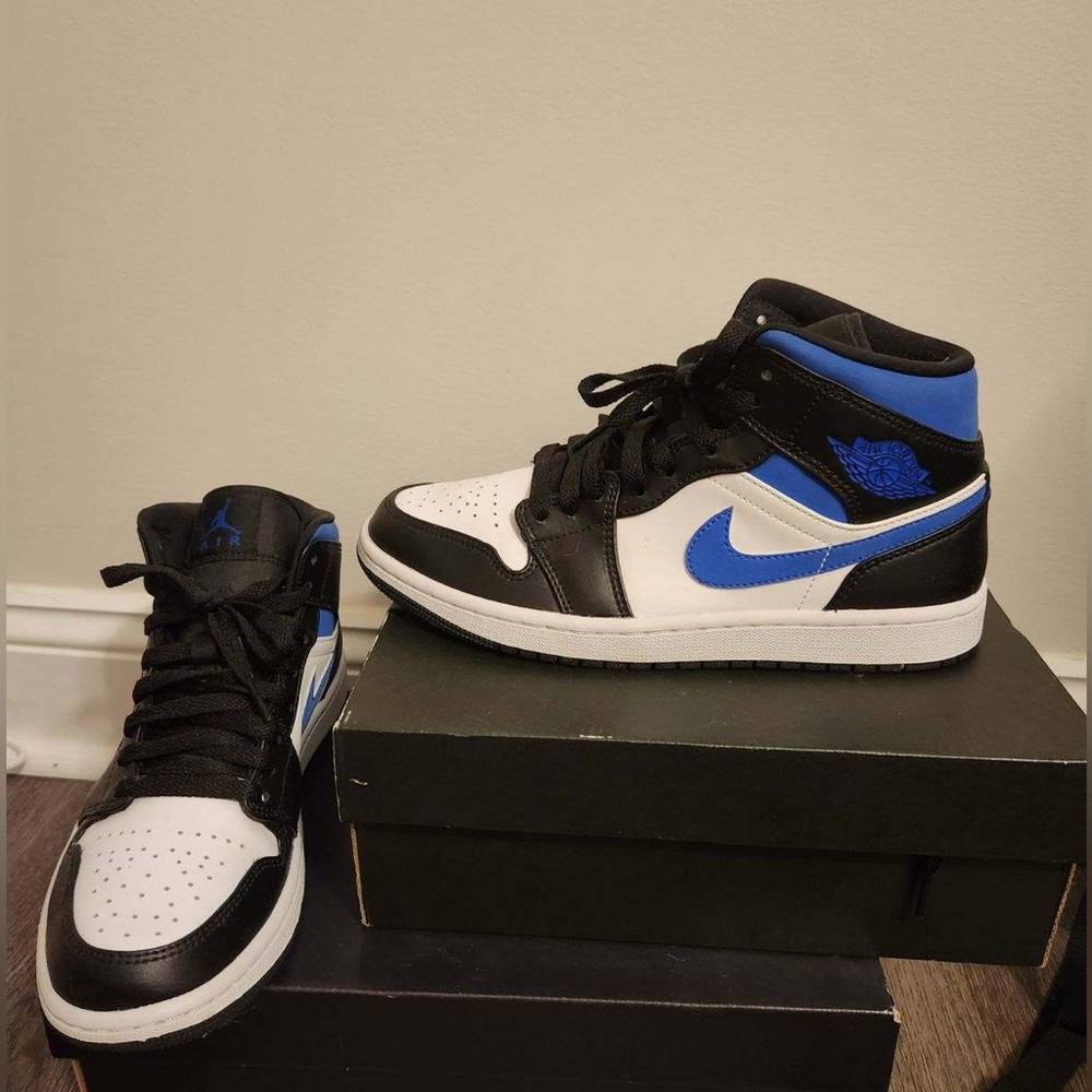 Jordan 1 Highs Black/Blue